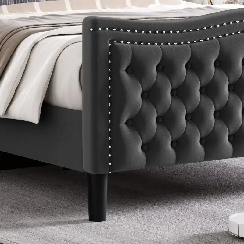 Lit plateforme moderne en velours avec tête de lit rembourrée pour chambre