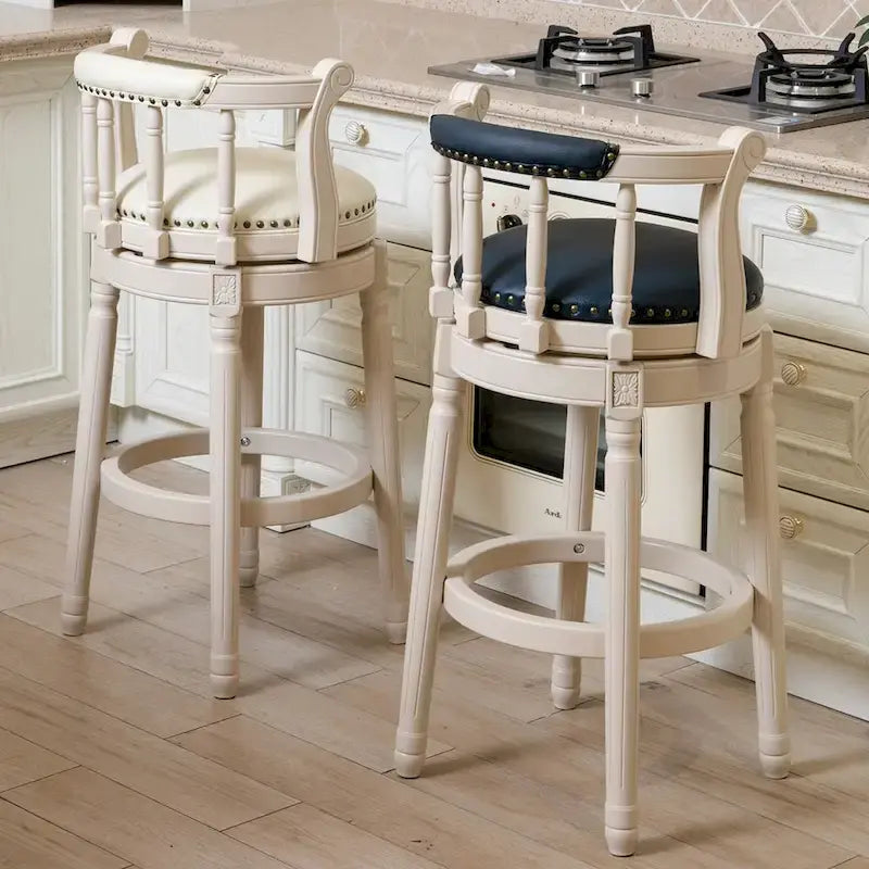 Tabourets de bar en bois et cuir au style vintage vieilli