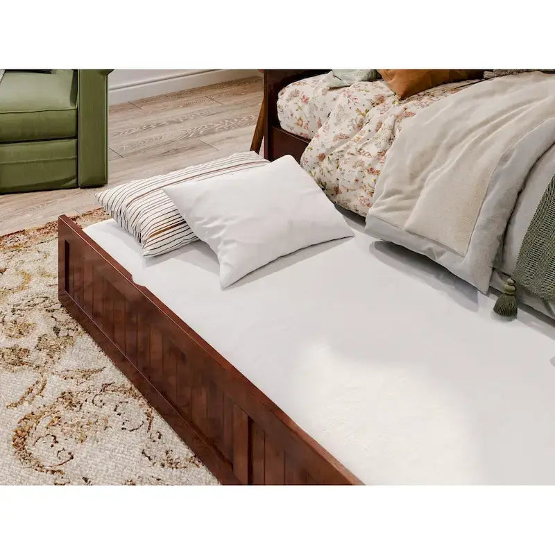 Tagesbett aus Holz mit Ausziehbett in Einzelbettgröße