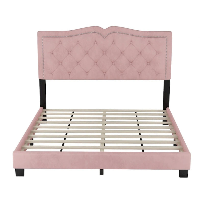 Cama con plataforma tapizada en terciopelo y cabecera capitoné